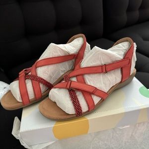 Earth Origin Barb Sandal
